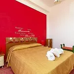 Al Vecchio Pontile Vista Mare فندق مبيت وإفطار مارسالا