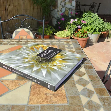 Bed and Breakfast Al Vecchio Pontile Μαρσάλα