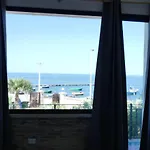ベッド・アンド・ブレックファスト Al Vecchio Pontile Vista Mare マルサラ