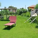 Al Vecchio Pontile Vista Mare Bed and Breakfast 4*